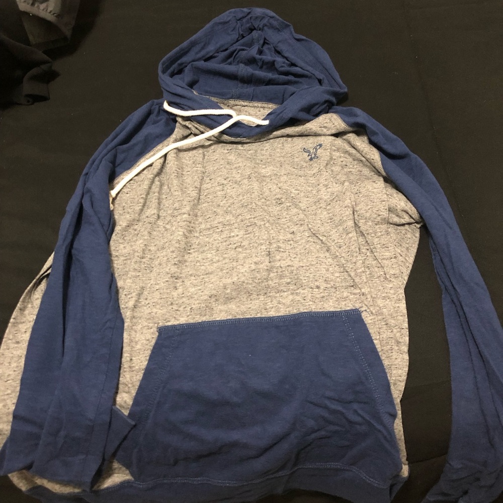 Men’s American Eagle hoodie shirt